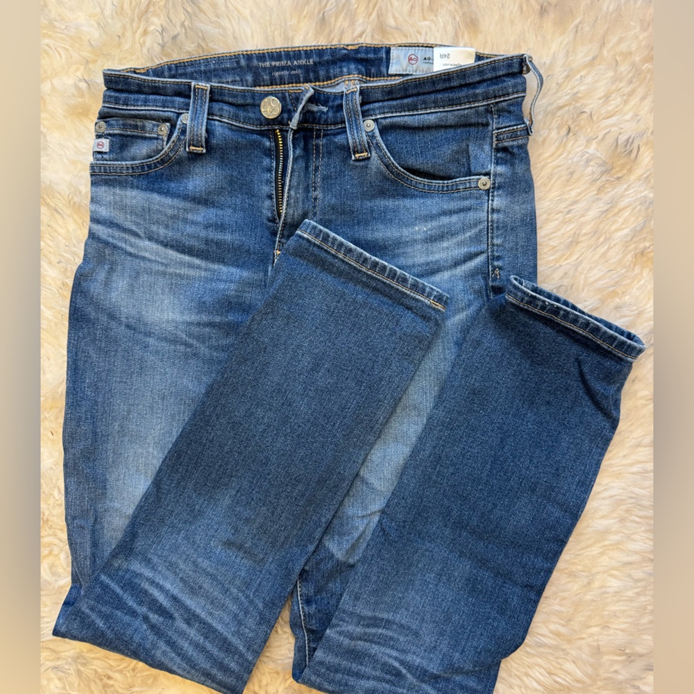 AG Prima cigarette leg jeans size 24R. Excellent condition